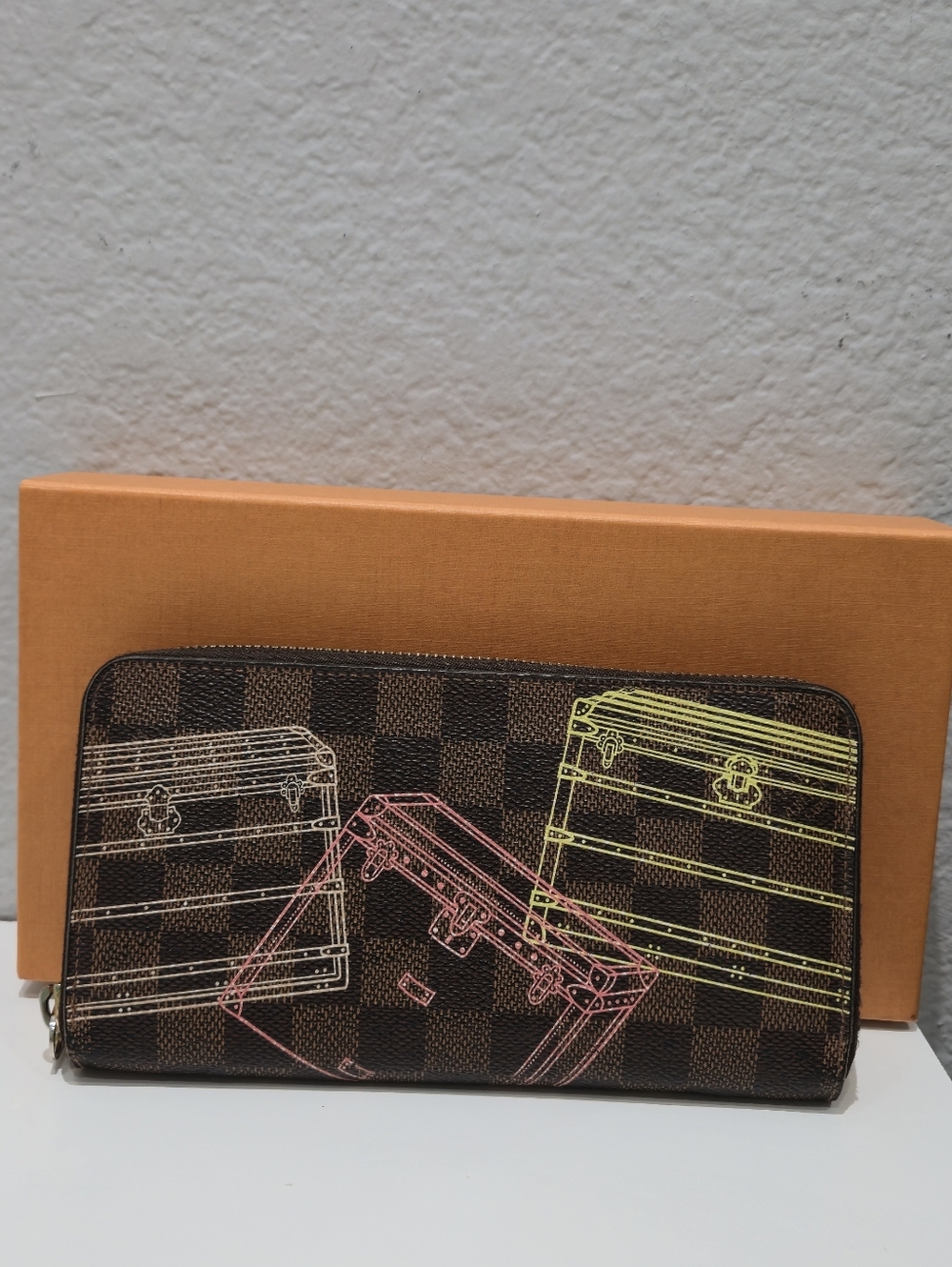 Louis Vuitton LE Damier Trunks Wallet